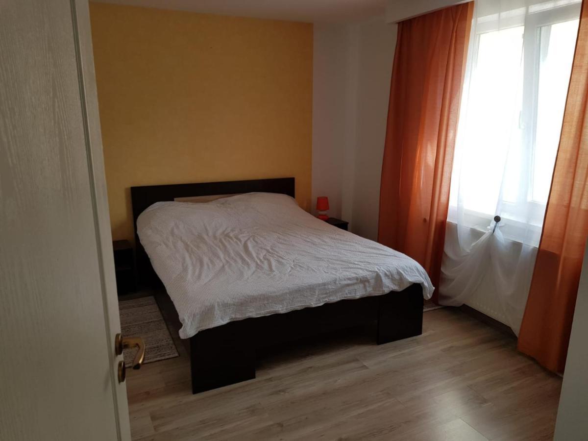 Apartament 8 Central Targu Mures Exterior photo