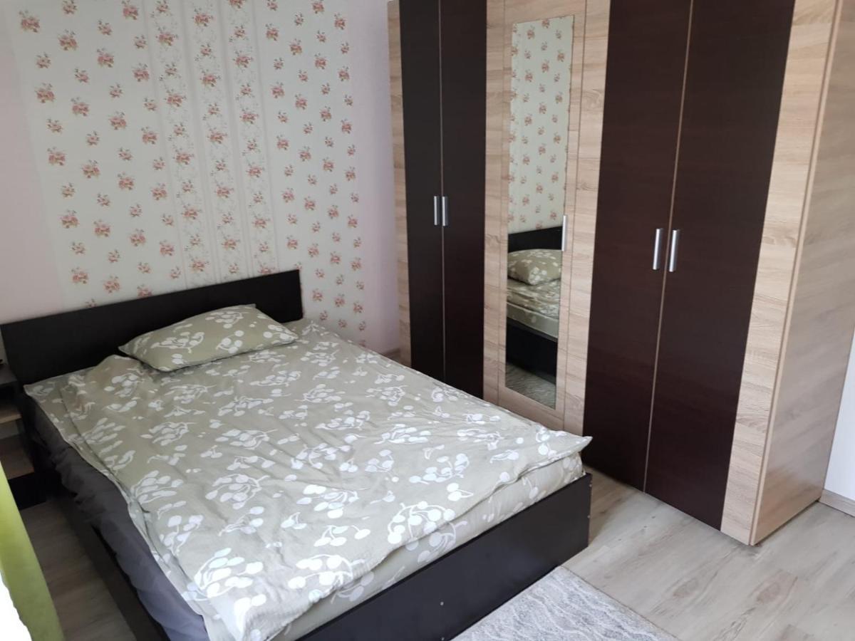 Apartament 8 Central Targu Mures Exterior photo