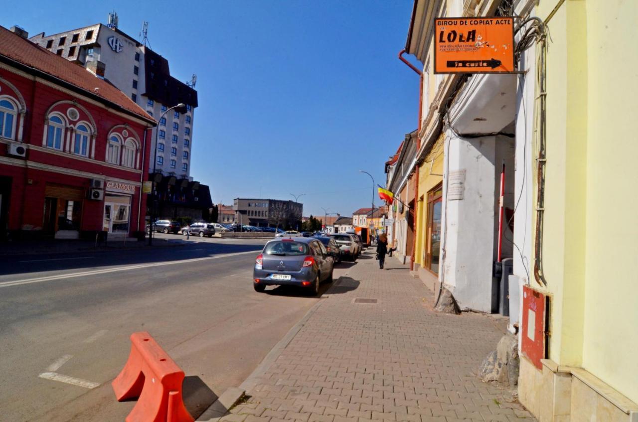 Apartament 8 Central Targu Mures Exterior photo